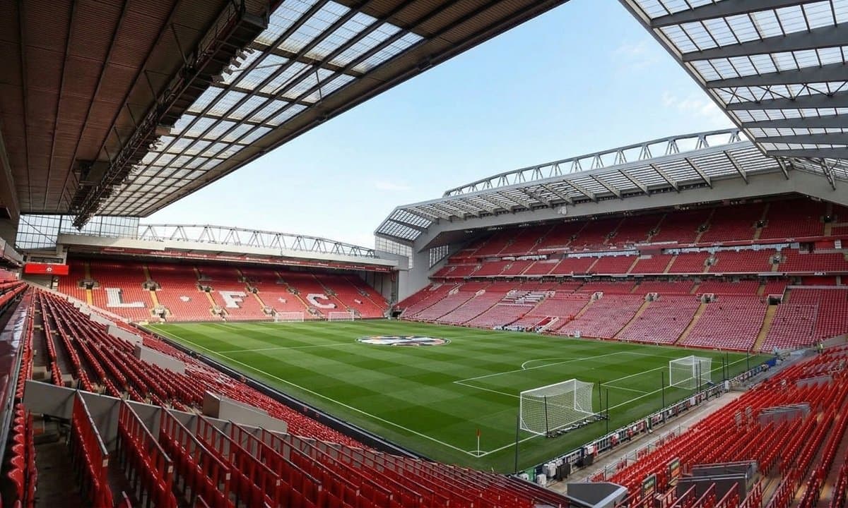 Liverpool vs Paris Saint-Germain